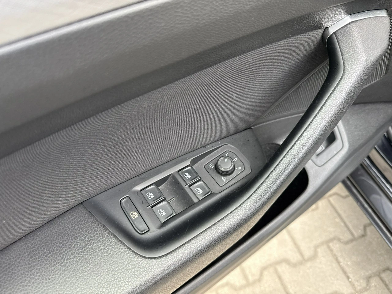Volkswagen Passat - Zdjęcie 11