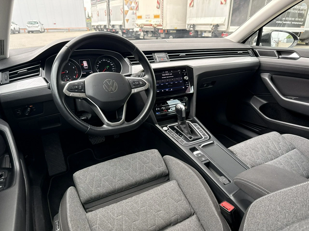 Volkswagen Passat - Zdjęcie 12