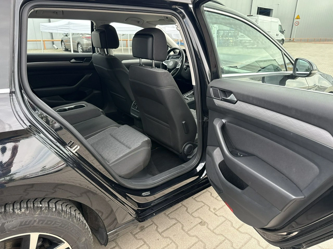Volkswagen Passat - Zdjęcie 16