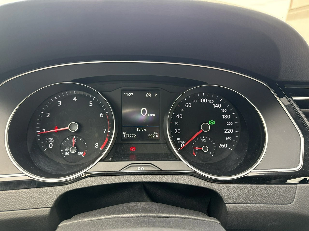 Volkswagen Passat - Zdjęcie 24