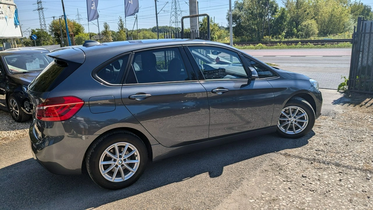 BMW 216 - Zdjęcie 9