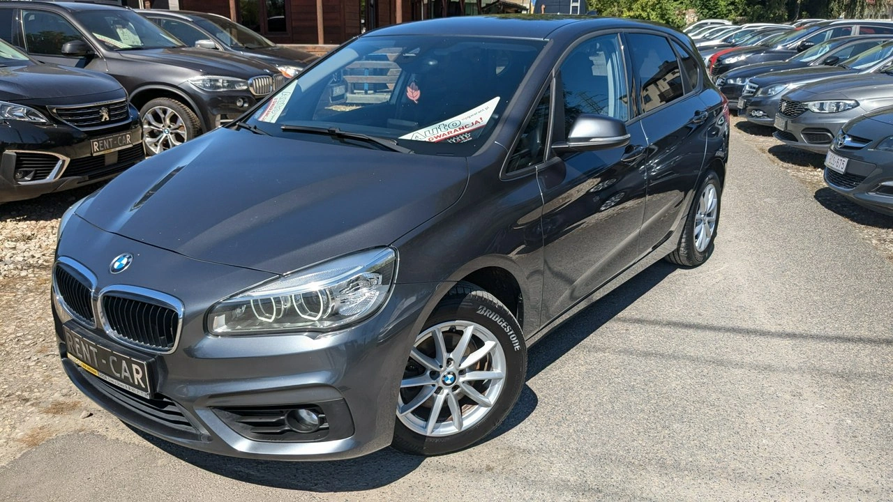 BMW 216 - Zdjęcie 1