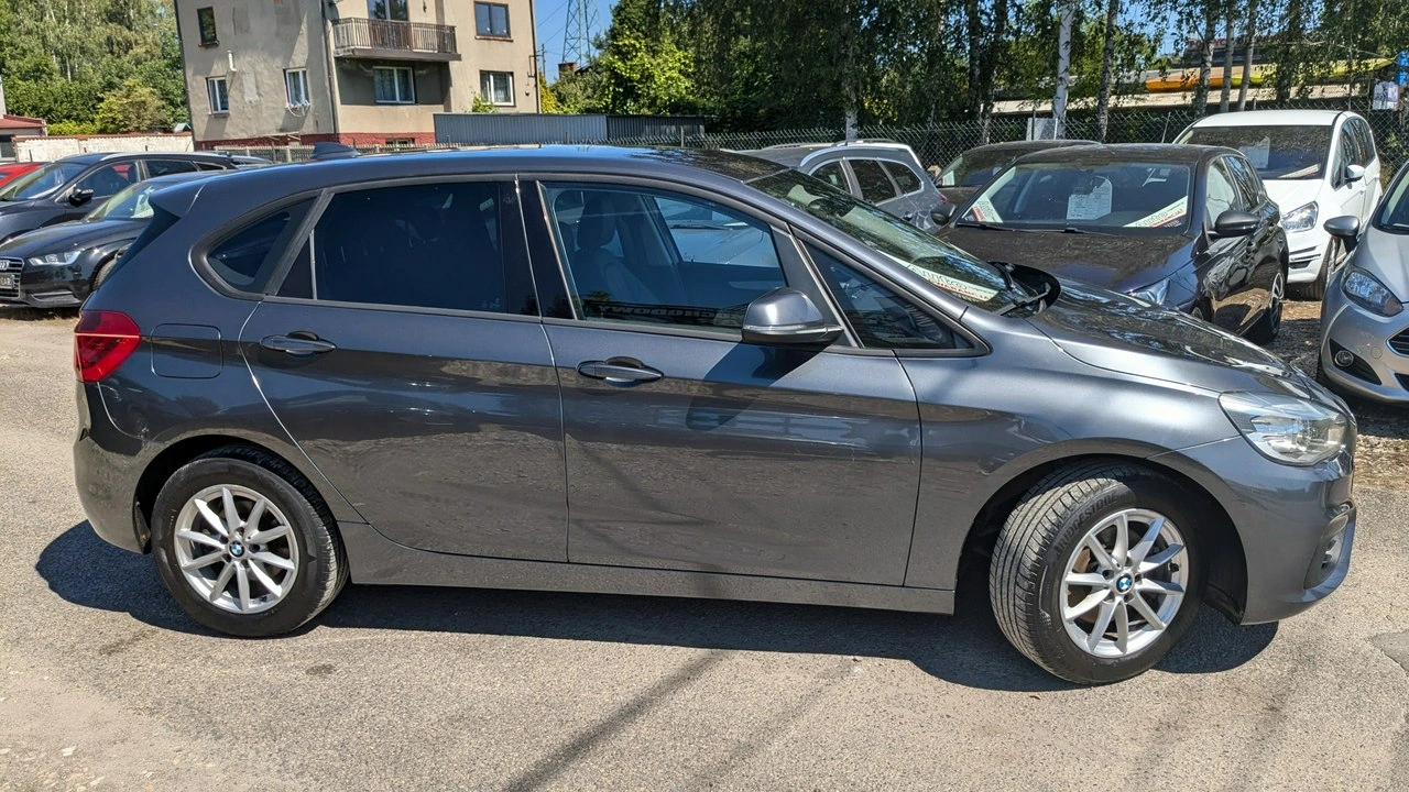 BMW 216 - Zdjęcie 5