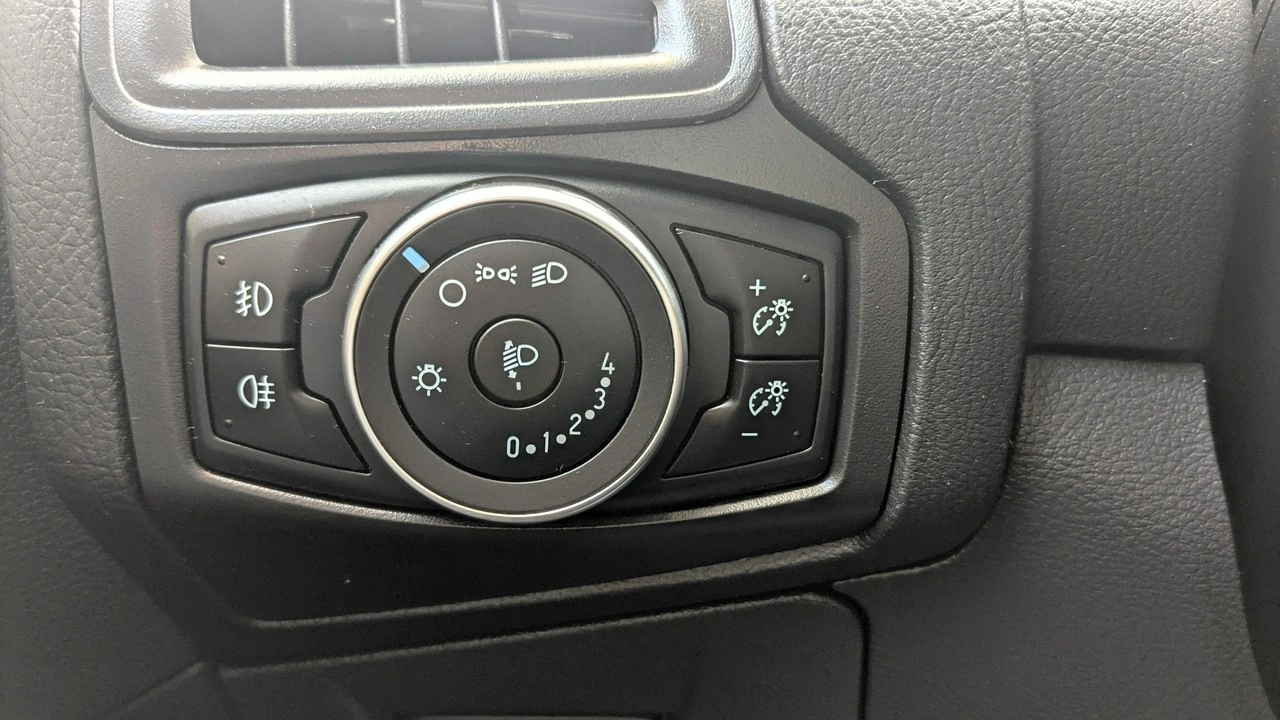 Ford Focus - Zdjęcie 26