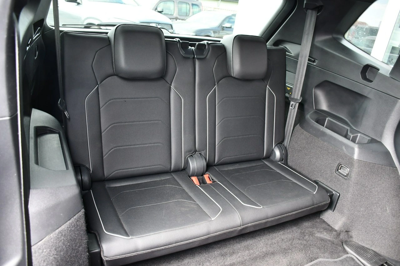 Volkswagen Tiguan Allspace - Zdjęcie 9