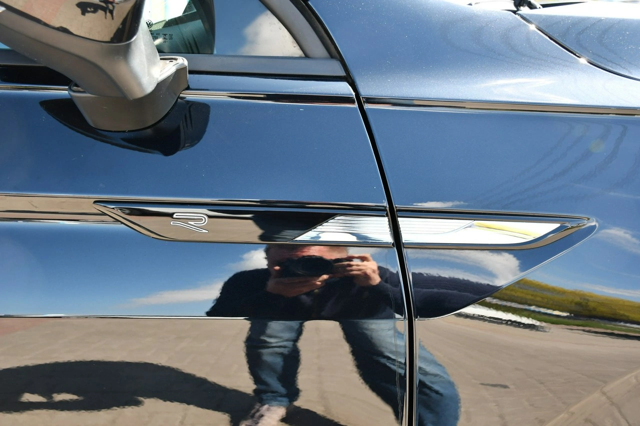 Volkswagen Tiguan Allspace - Zdjęcie 11