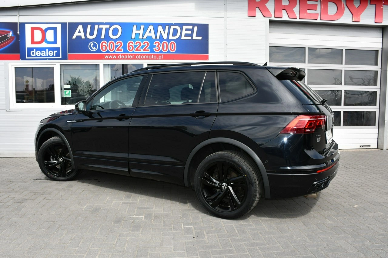Volkswagen Tiguan Allspace - Zdjęcie 17