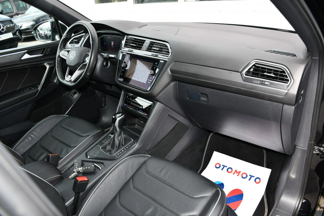 Volkswagen Tiguan Allspace - Zdjęcie 29