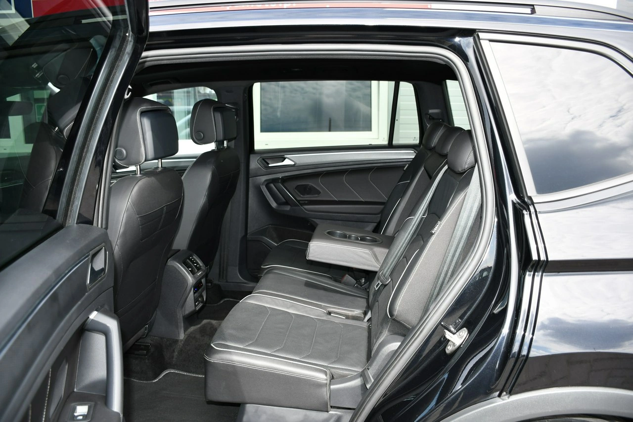 Volkswagen Tiguan Allspace - Zdjęcie 33