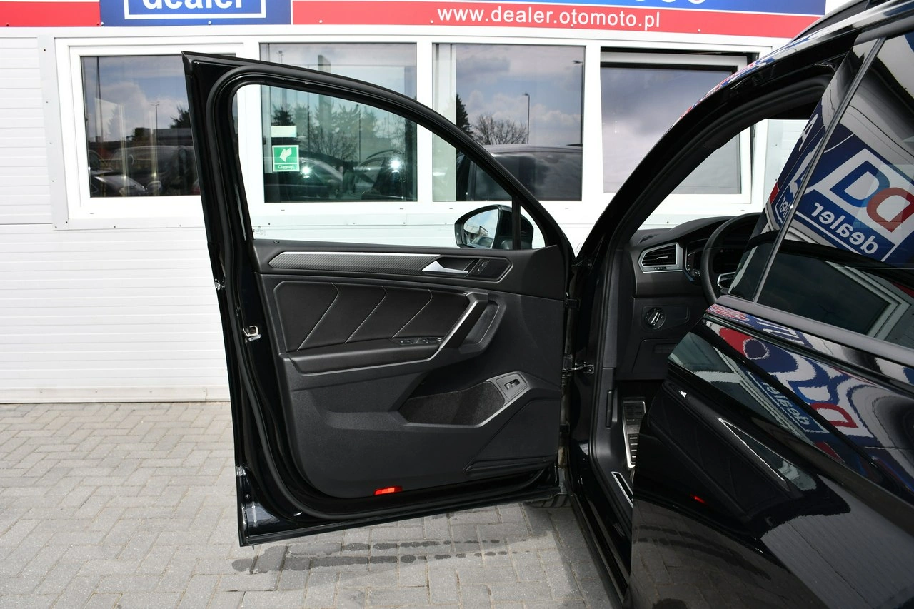 Volkswagen Tiguan Allspace - Zdjęcie 35