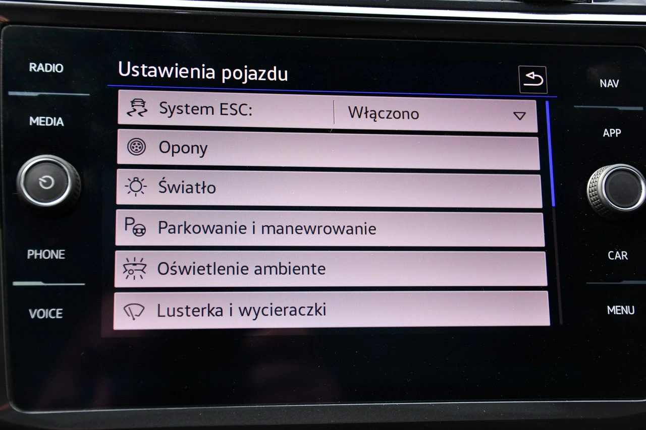 Volkswagen Tiguan Allspace - Zdjęcie 6