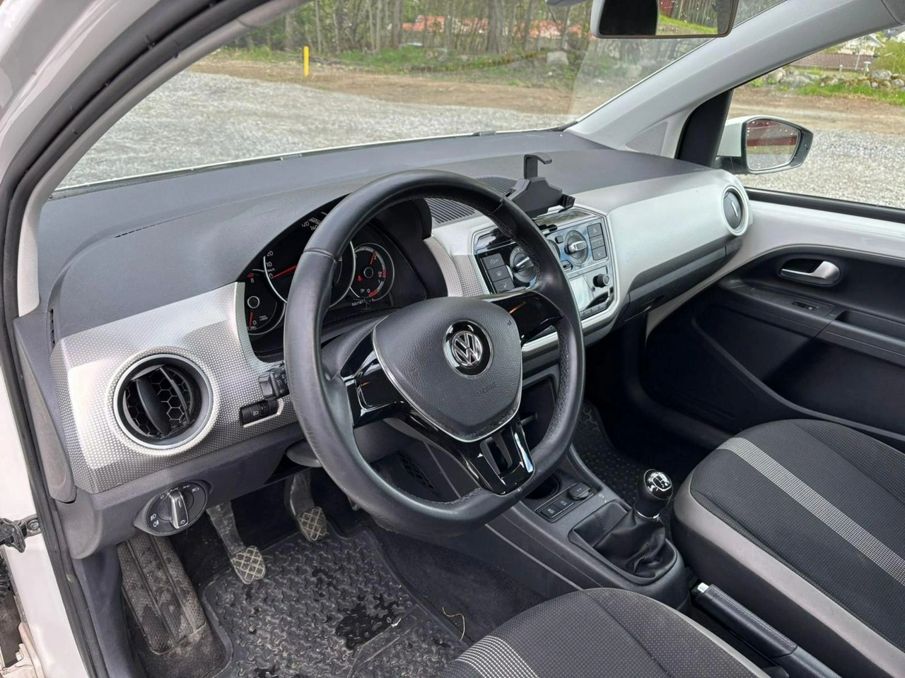 Volkswagen up! - Zdjęcie 11