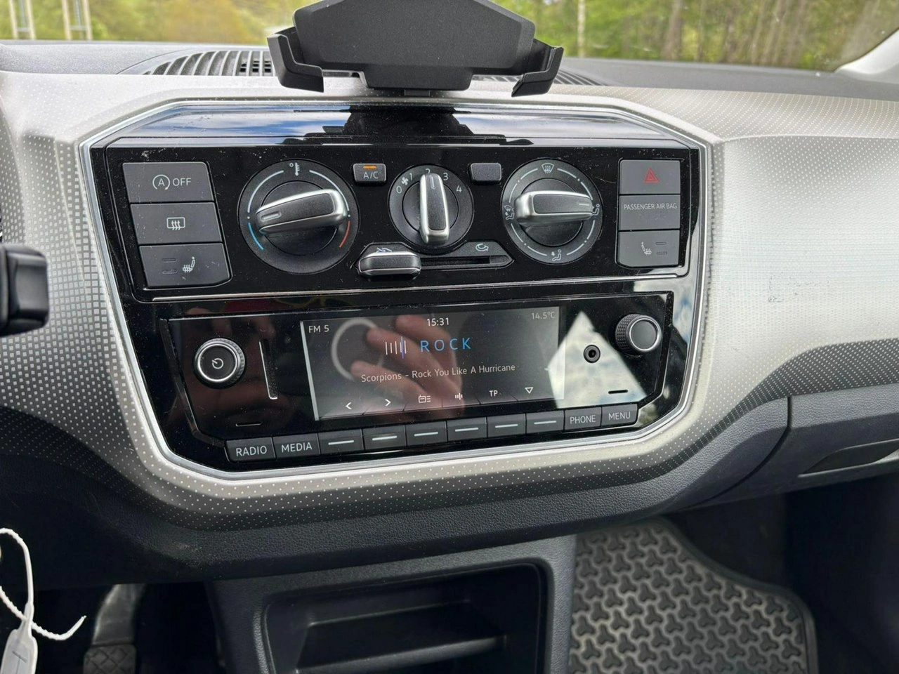 Volkswagen up! - Zdjęcie 12