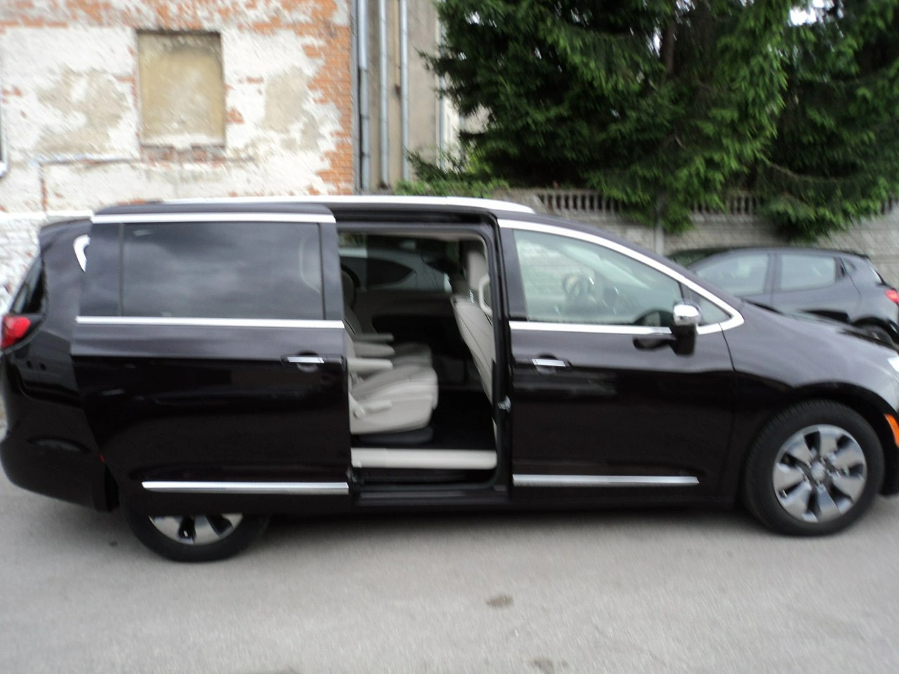 Chrysler Pacifica - Zdjęcie 4