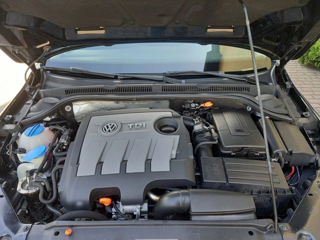 Volkswagen Jetta - Zdjęcie 17