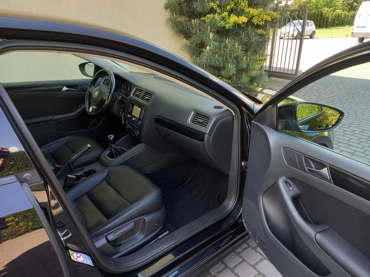 Volkswagen Jetta - Zdjęcie 19
