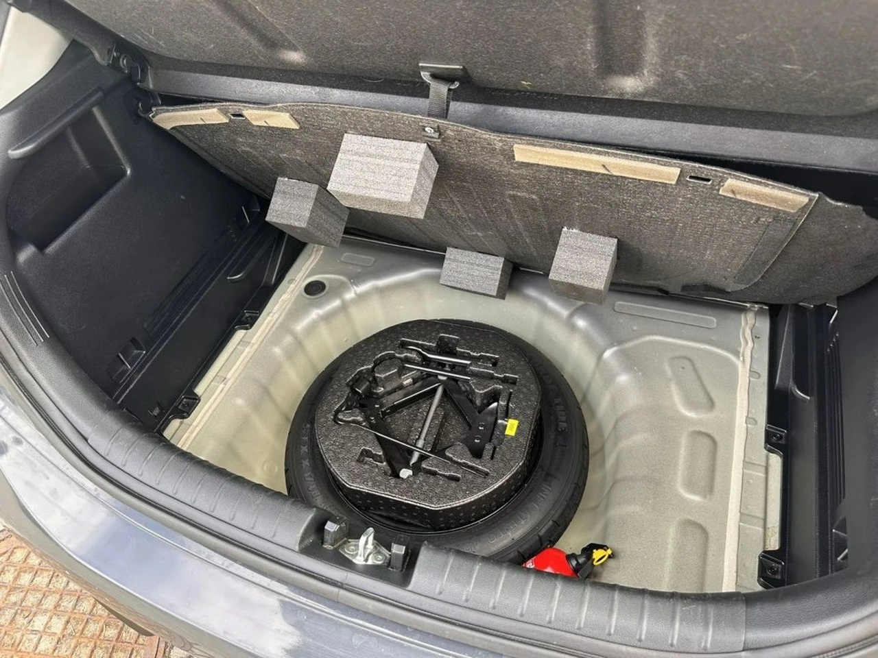 Kia Rio - Zdjęcie 10