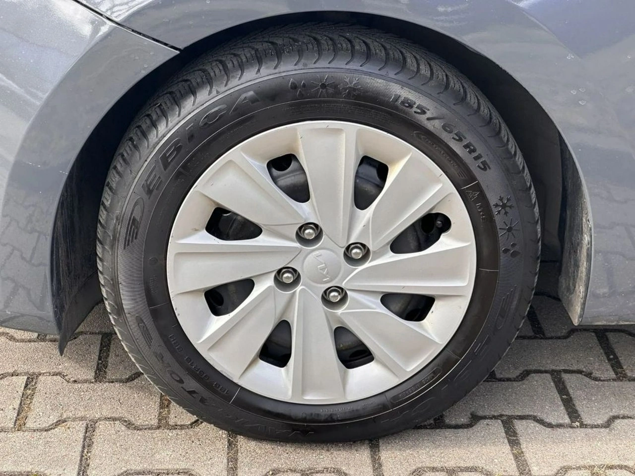 Kia Rio - Zdjęcie 11