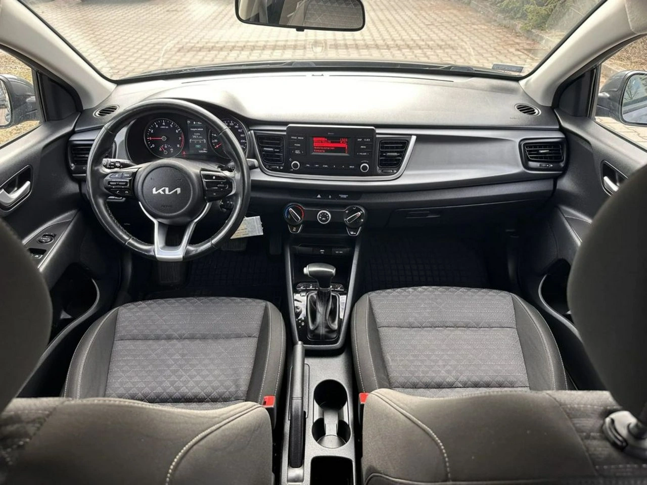 Kia Rio - Zdjęcie 15