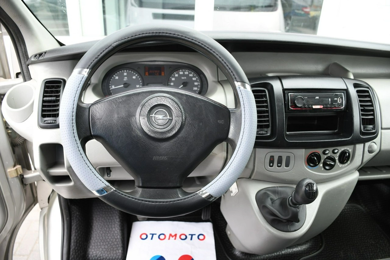 Opel Vivaro - Zdjęcie 20