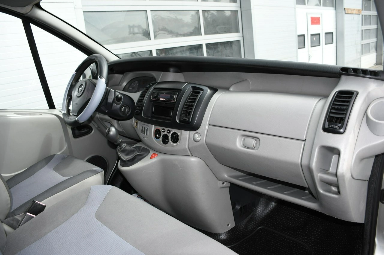 Opel Vivaro - Zdjęcie 22