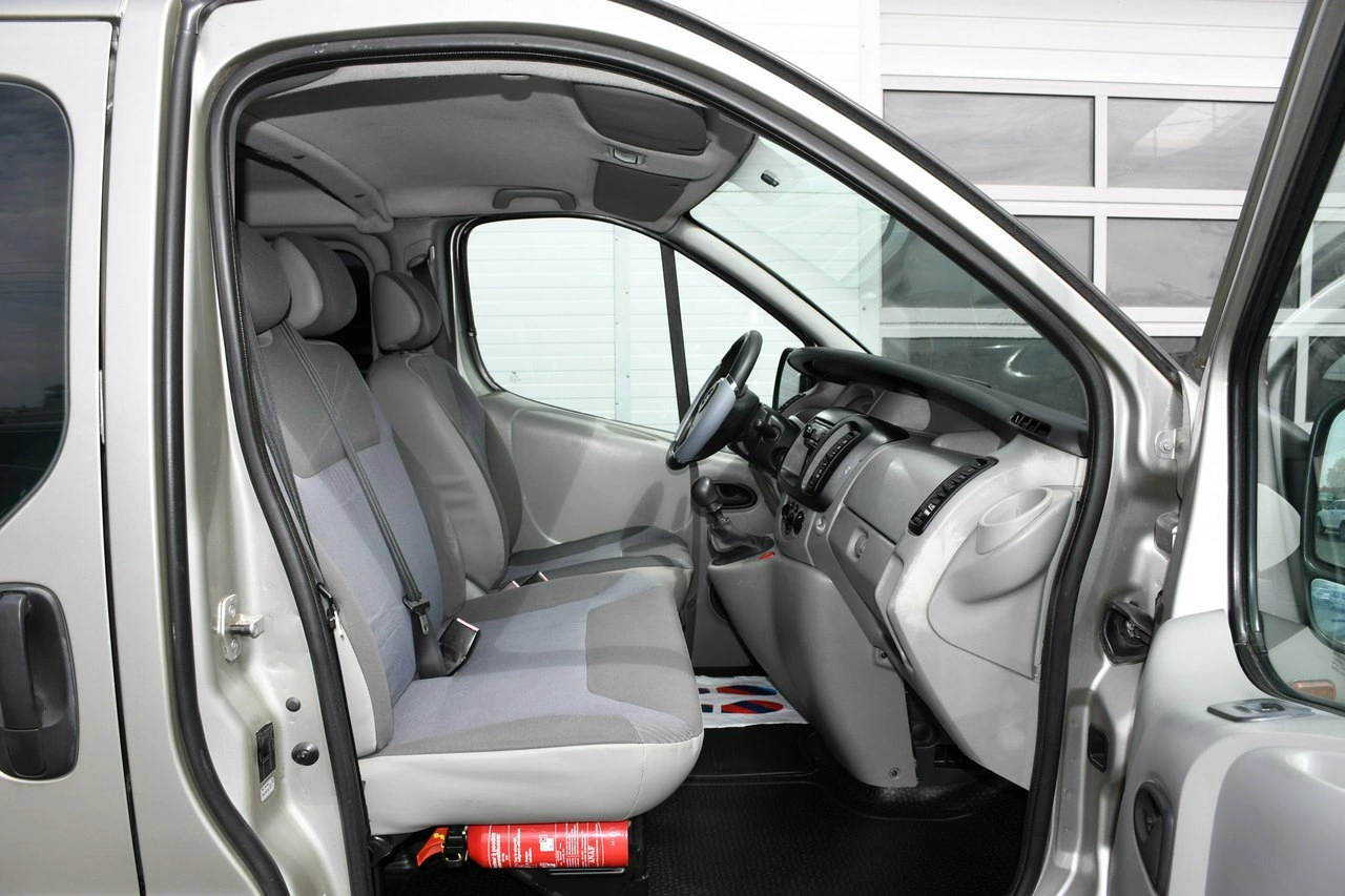 Opel Vivaro - Zdjęcie 24