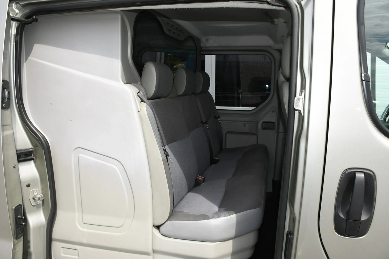 Opel Vivaro - Zdjęcie 25