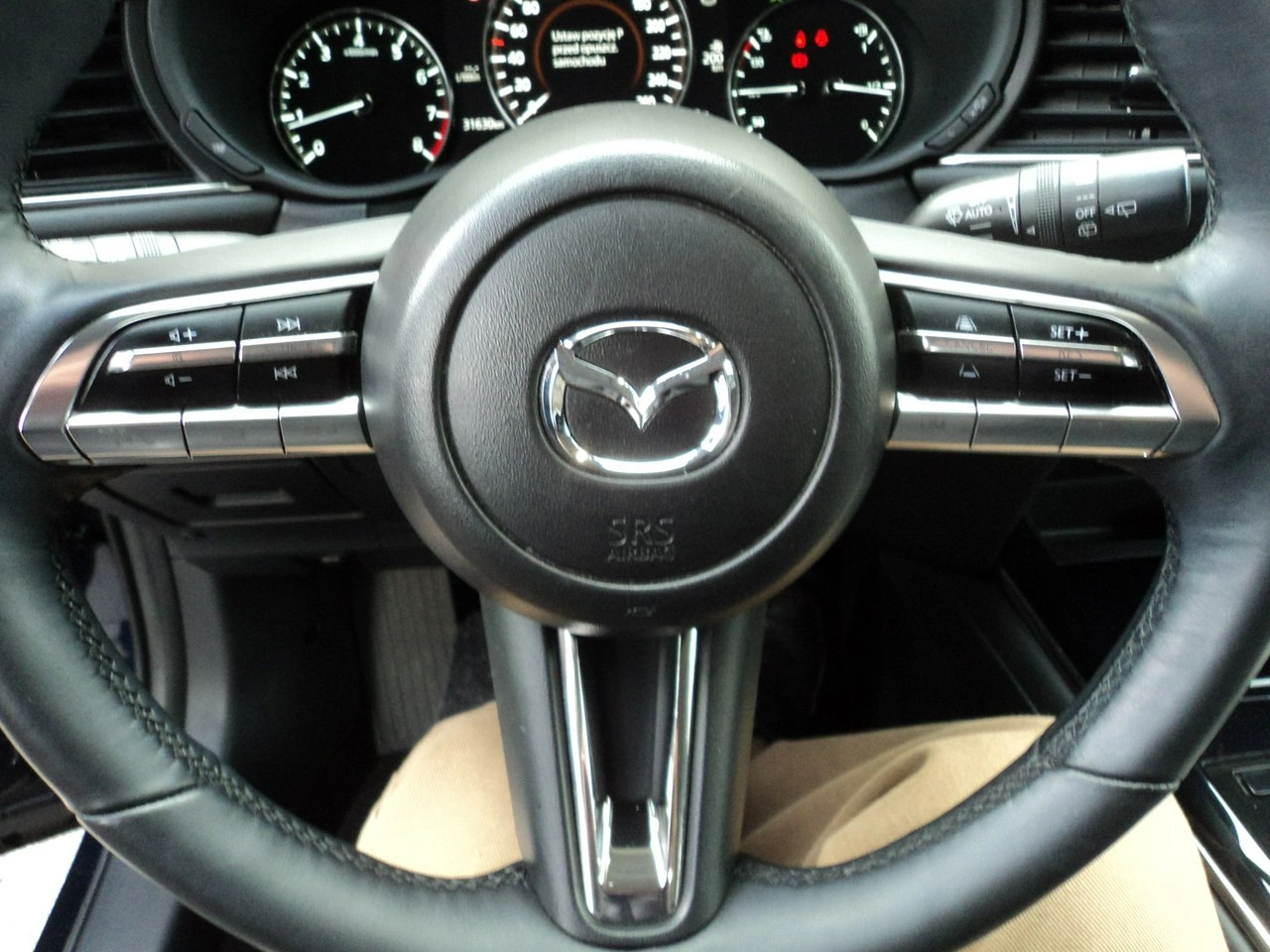 Mazda CX-30 - Zdjęcie 11