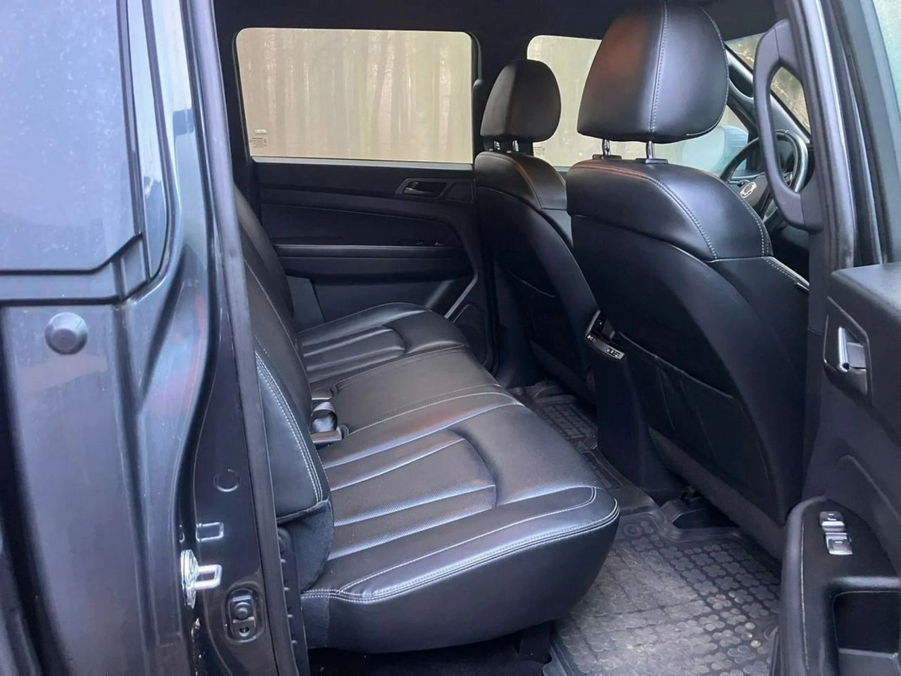 SsangYong MUSSO - Zdjęcie 7