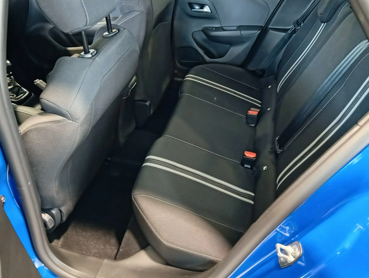 Opel Corsa - Zdjęcie 8