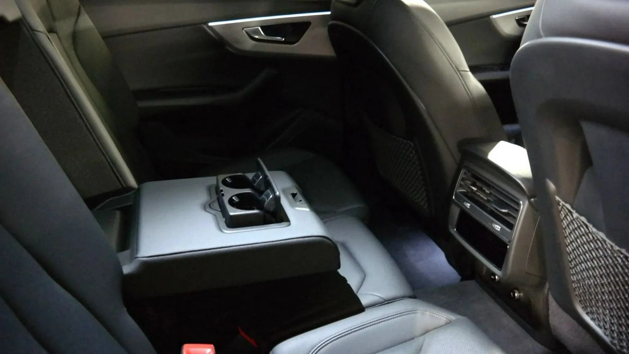 Audi Q8 - Zdjęcie 12