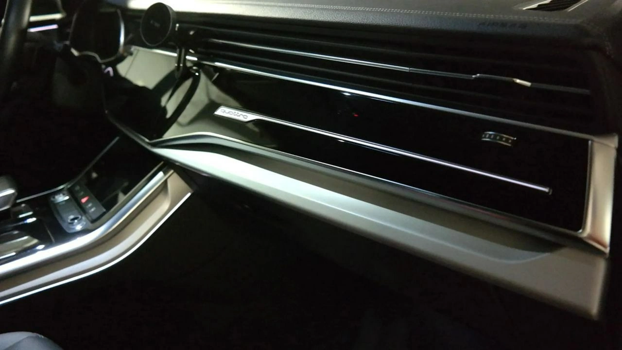 Audi Q8 - Zdjęcie 16