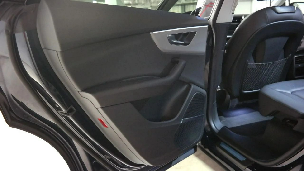 Audi Q8 - Zdjęcie 34