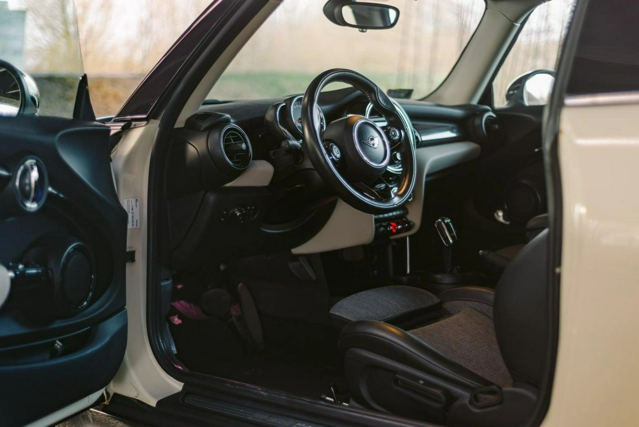 MINI Cooper S - Zdjęcie 17