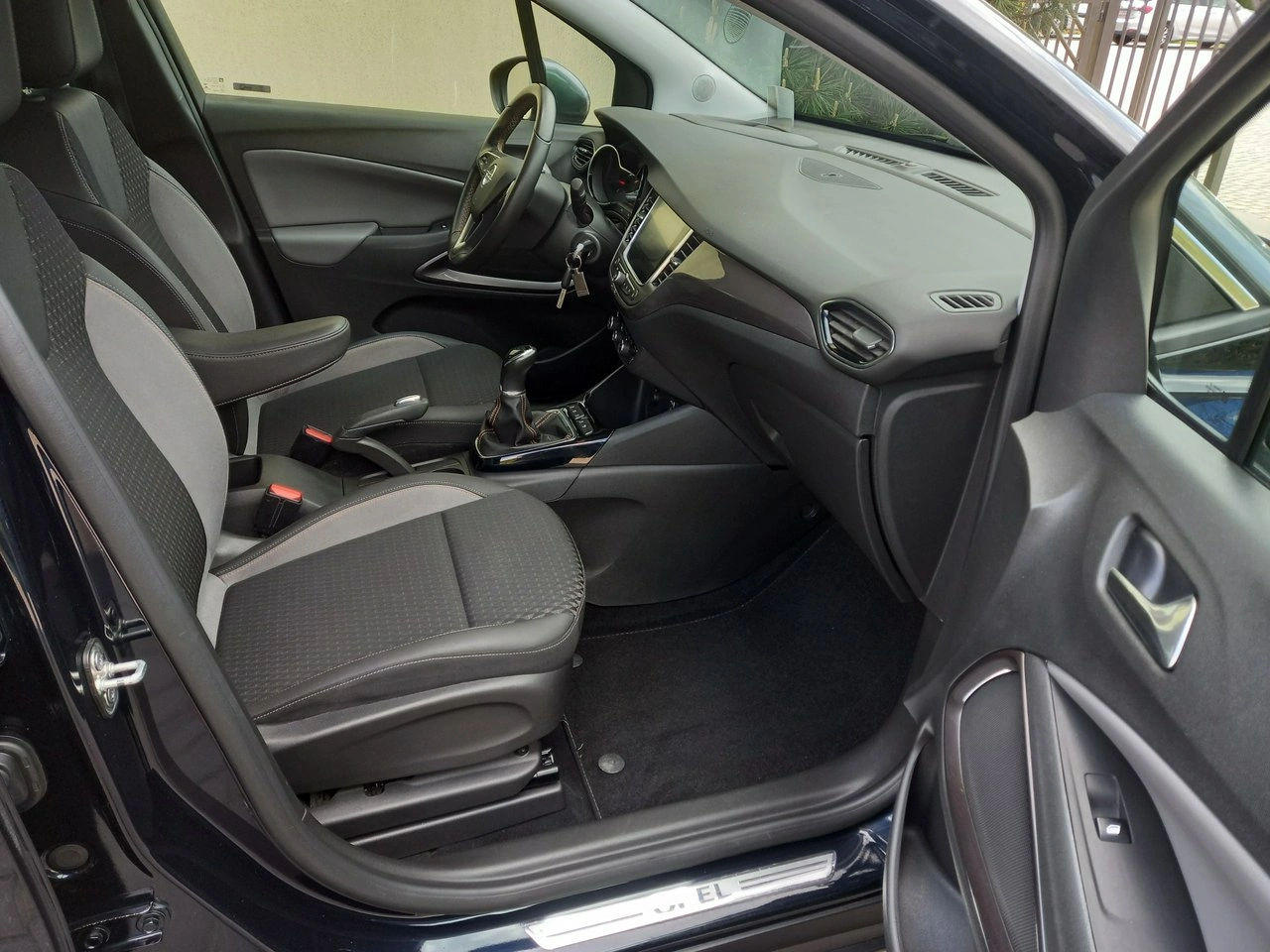 Opel Crossland X - Zdjęcie 19