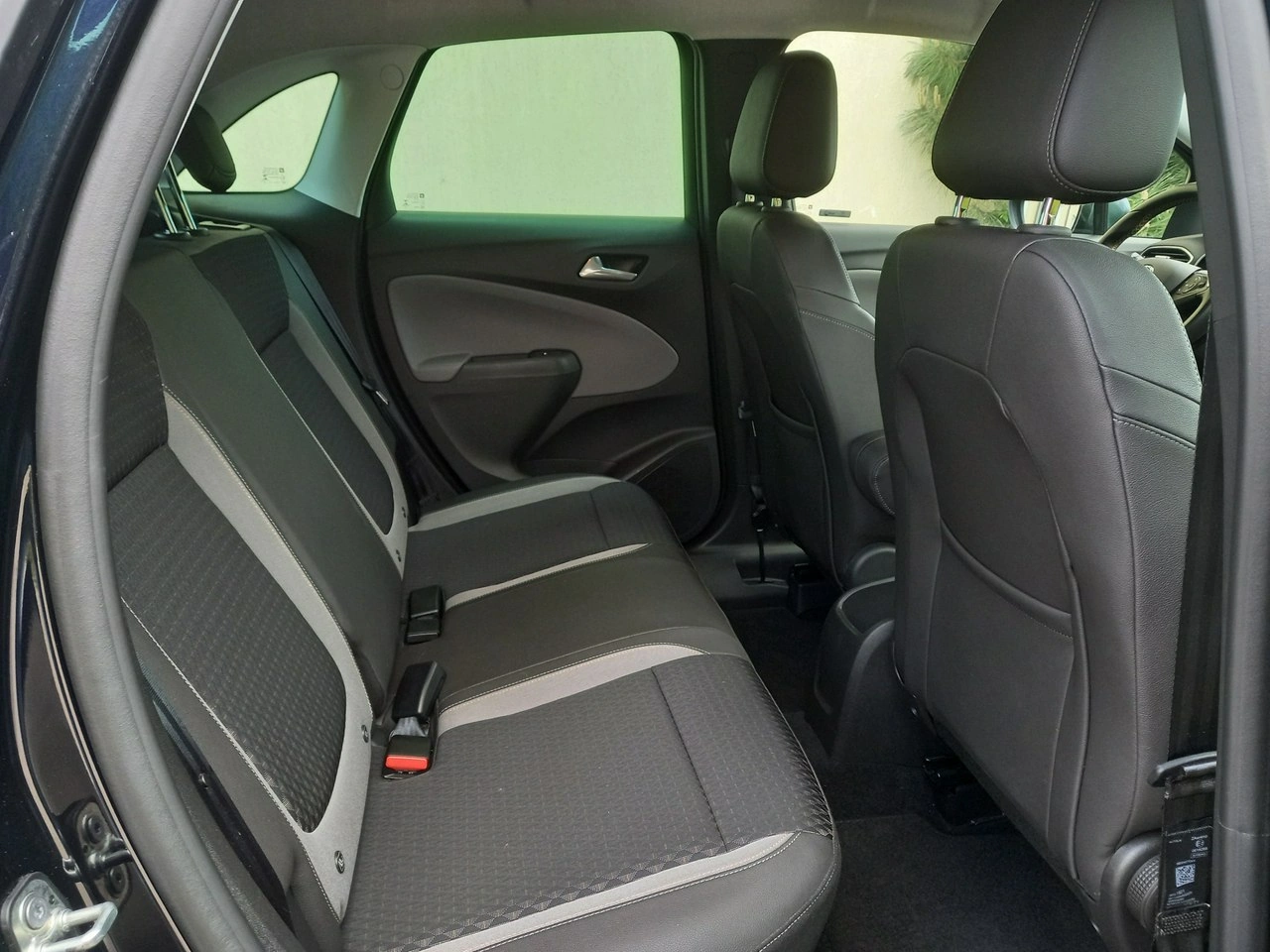 Opel Crossland X - Zdjęcie 21