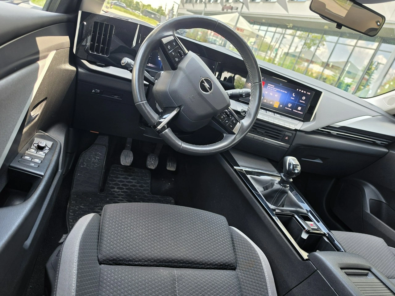 Opel Astra - Zdjęcie 12