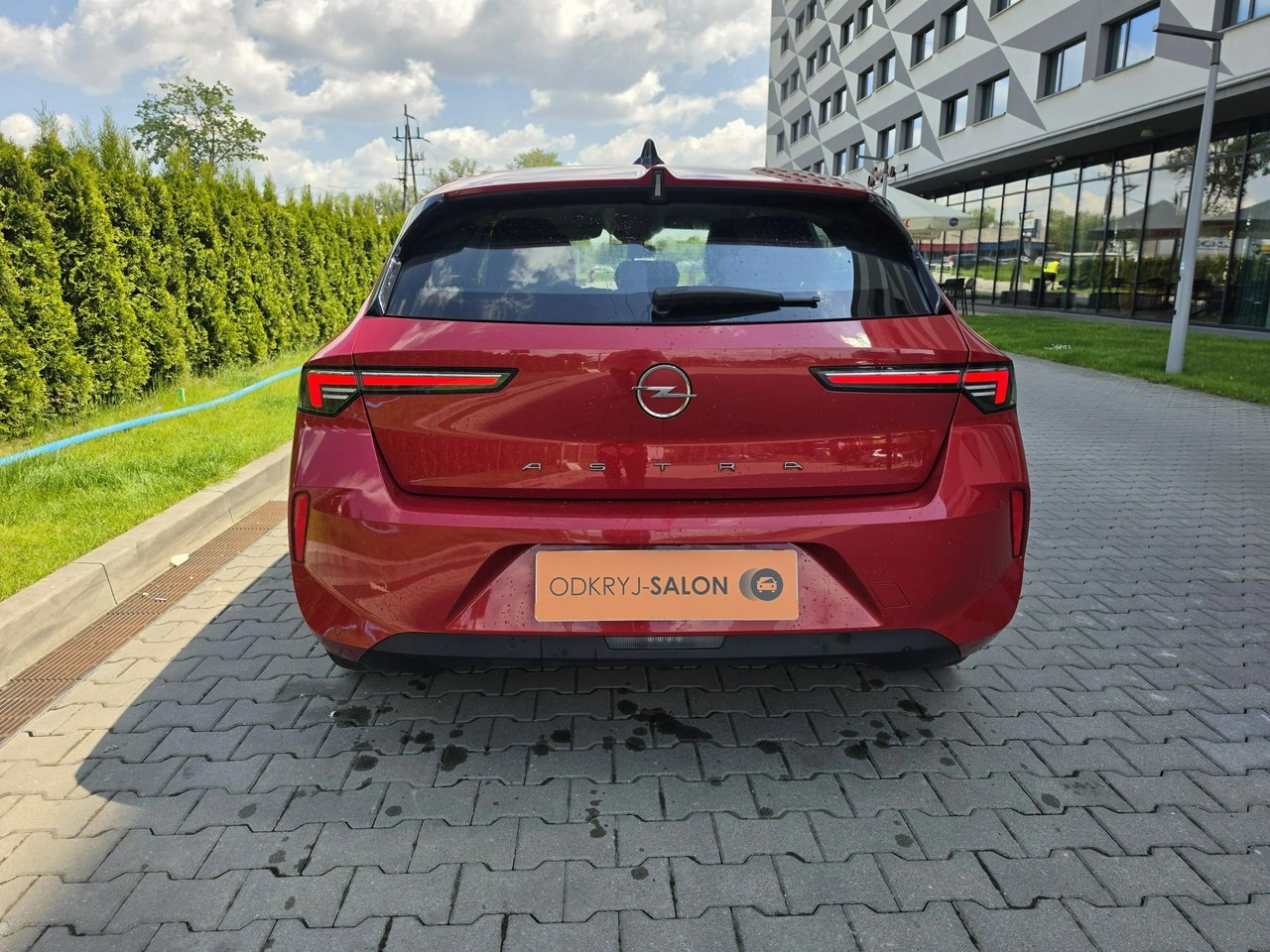 Opel Astra - Zdjęcie 6