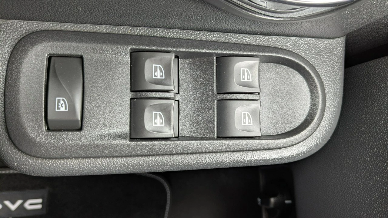 Dacia Duster - Zdjęcie 29