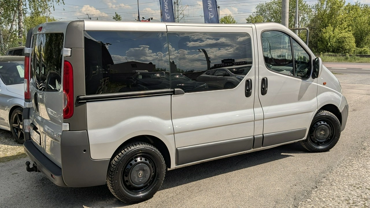 Opel Vivaro - Zdjęcie 11