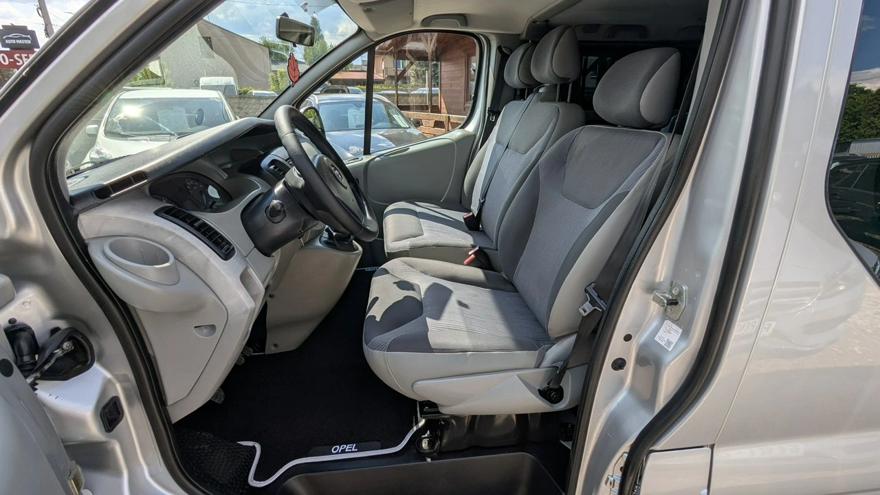 Opel Vivaro - Zdjęcie 14