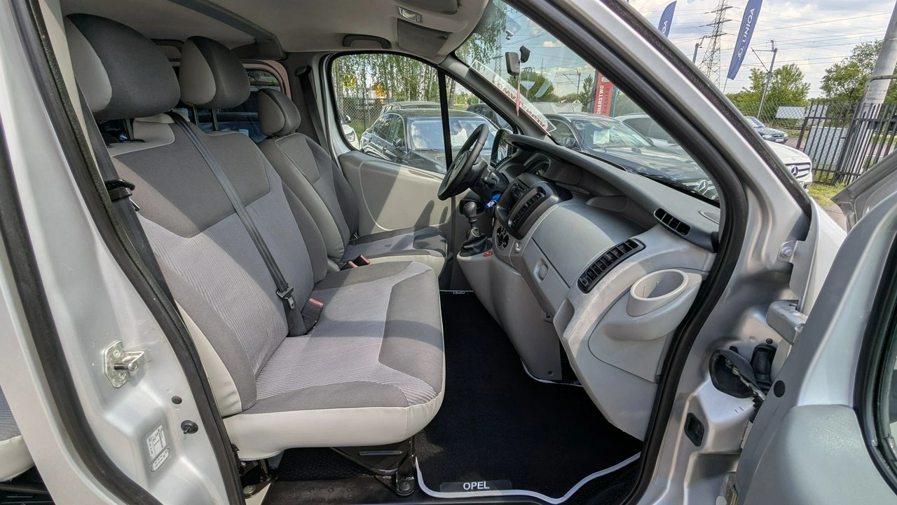 Opel Vivaro - Zdjęcie 21