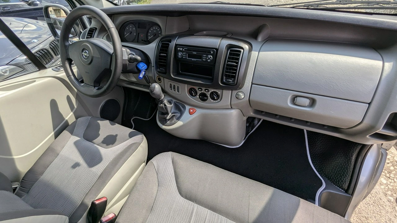 Opel Vivaro - Zdjęcie 22