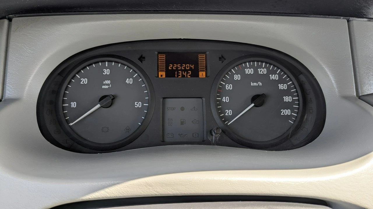 Opel Vivaro - Zdjęcie 24