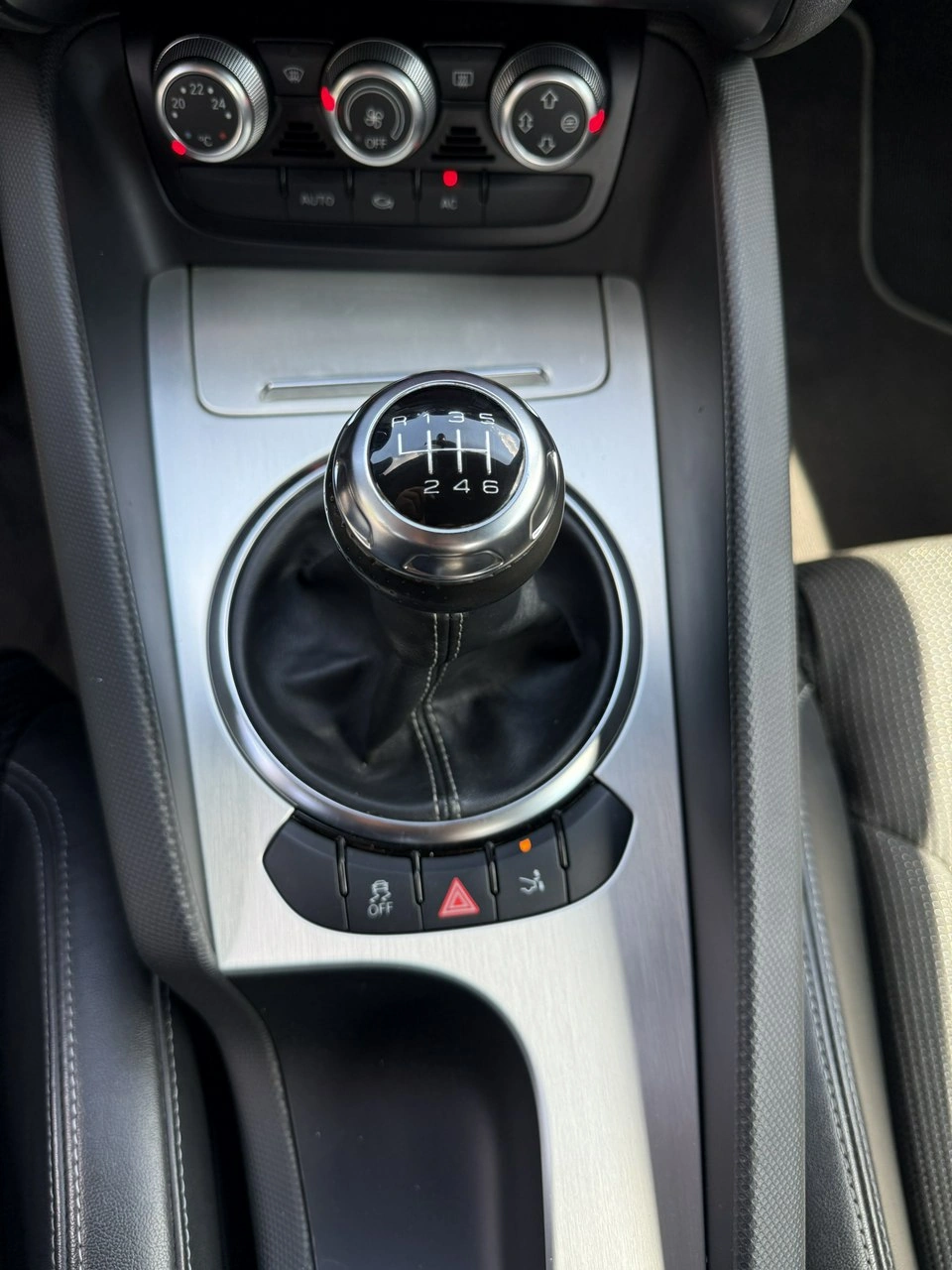 Audi TT - Zdjęcie 21