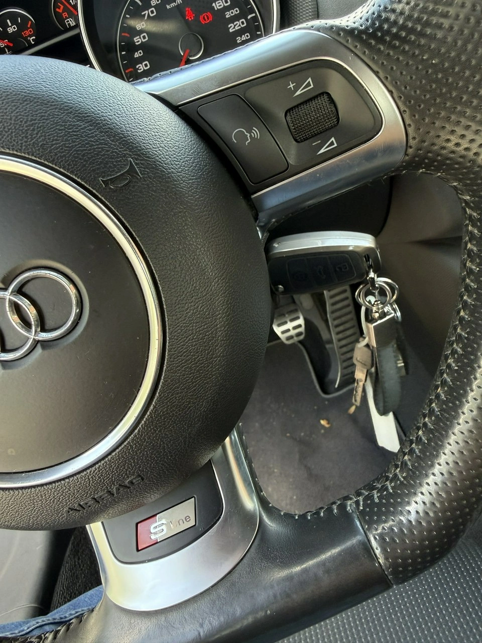 Audi TT - Zdjęcie 25