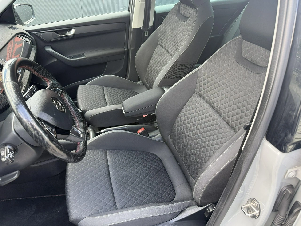 Skoda Fabia - Zdjęcie 14