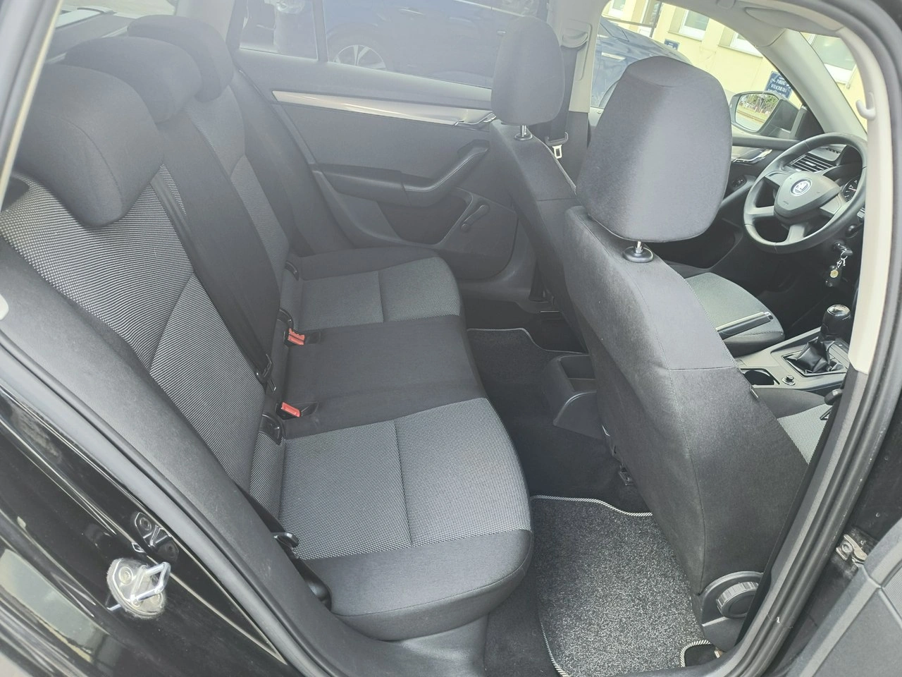 Skoda Octavia - Zdjęcie 12
