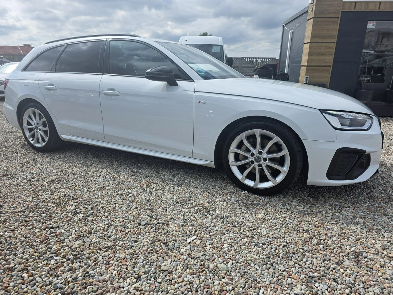 Audi A4 - Zdjęcie 15