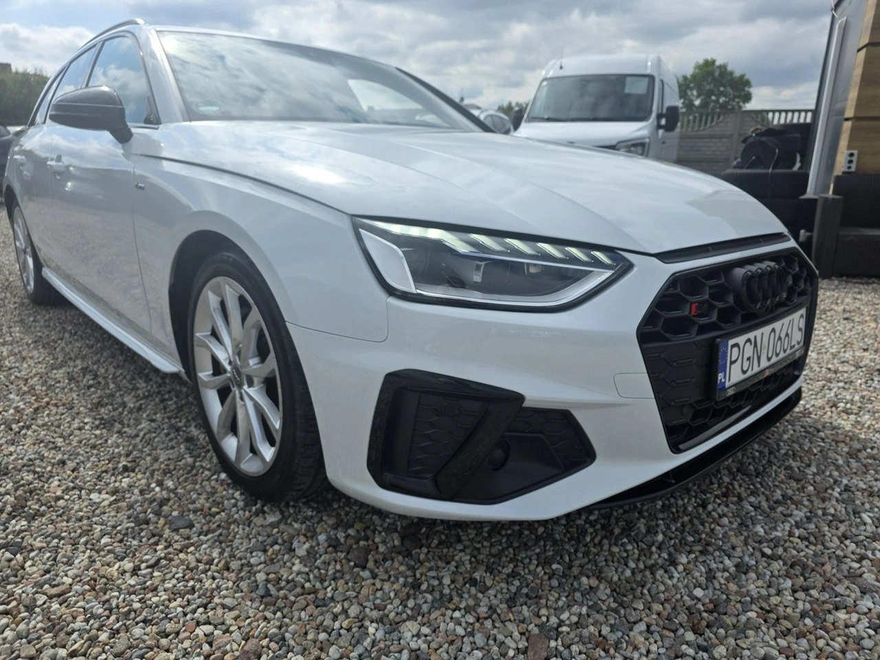 Audi A4 - Zdjęcie 17